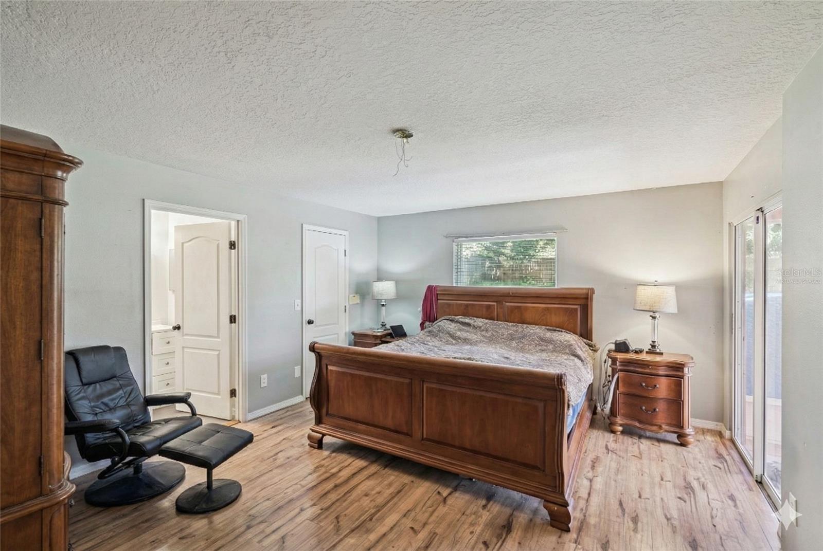 Image 10 of 16 For 1122 Chelsea Parc Dr