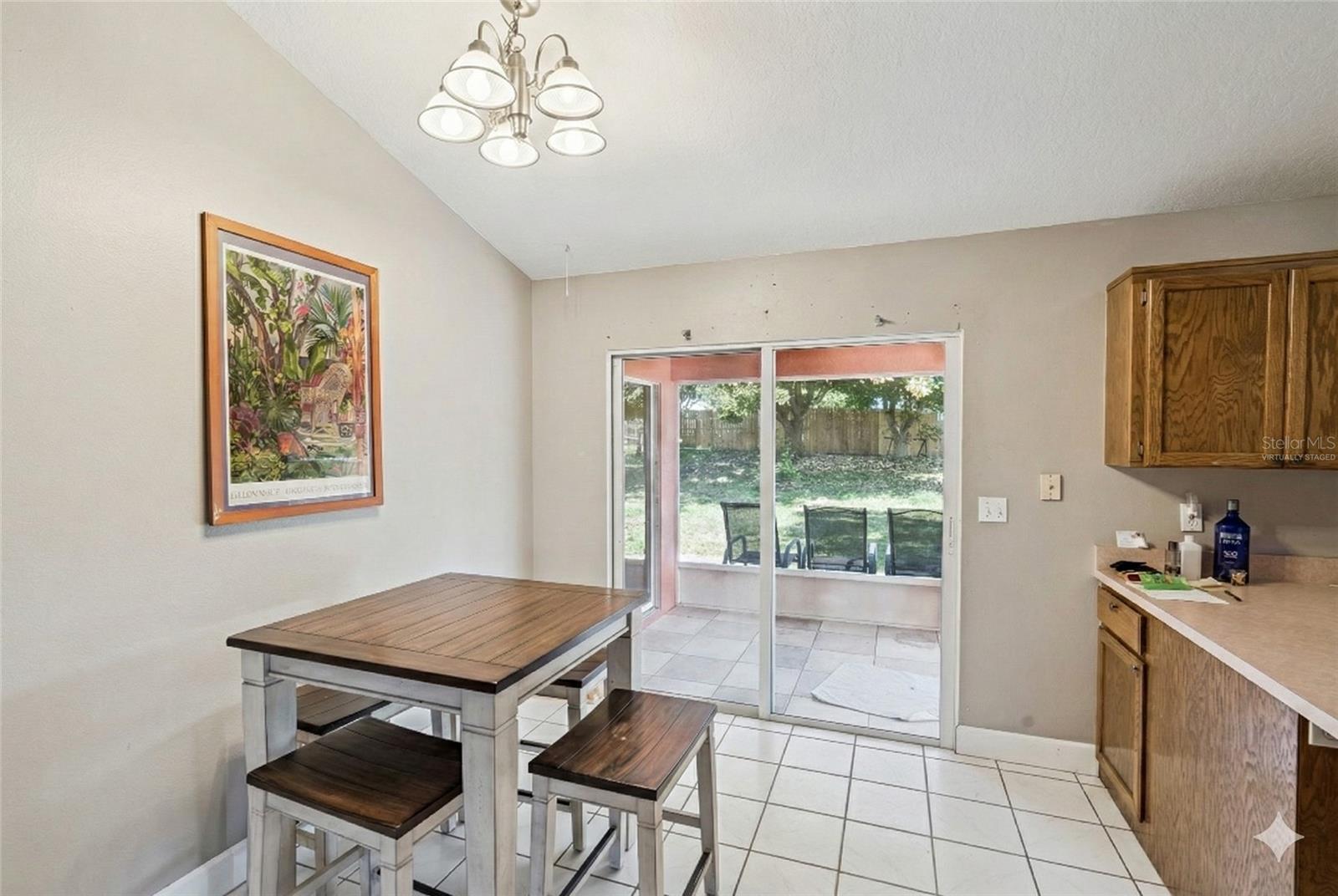 Image 6 of 16 For 1122 Chelsea Parc Dr