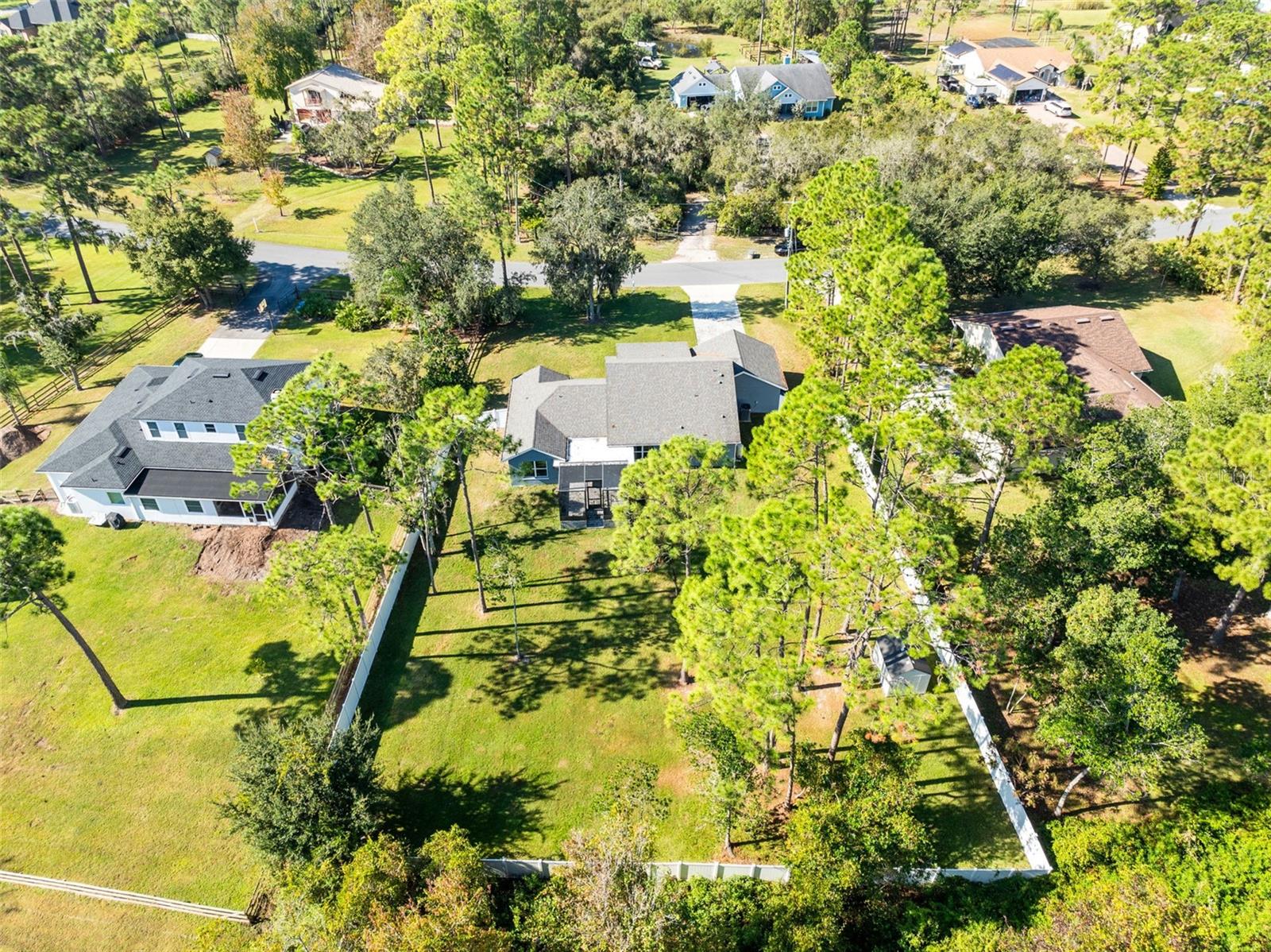 Listing photo id 27 for 2049 Eldorado Court