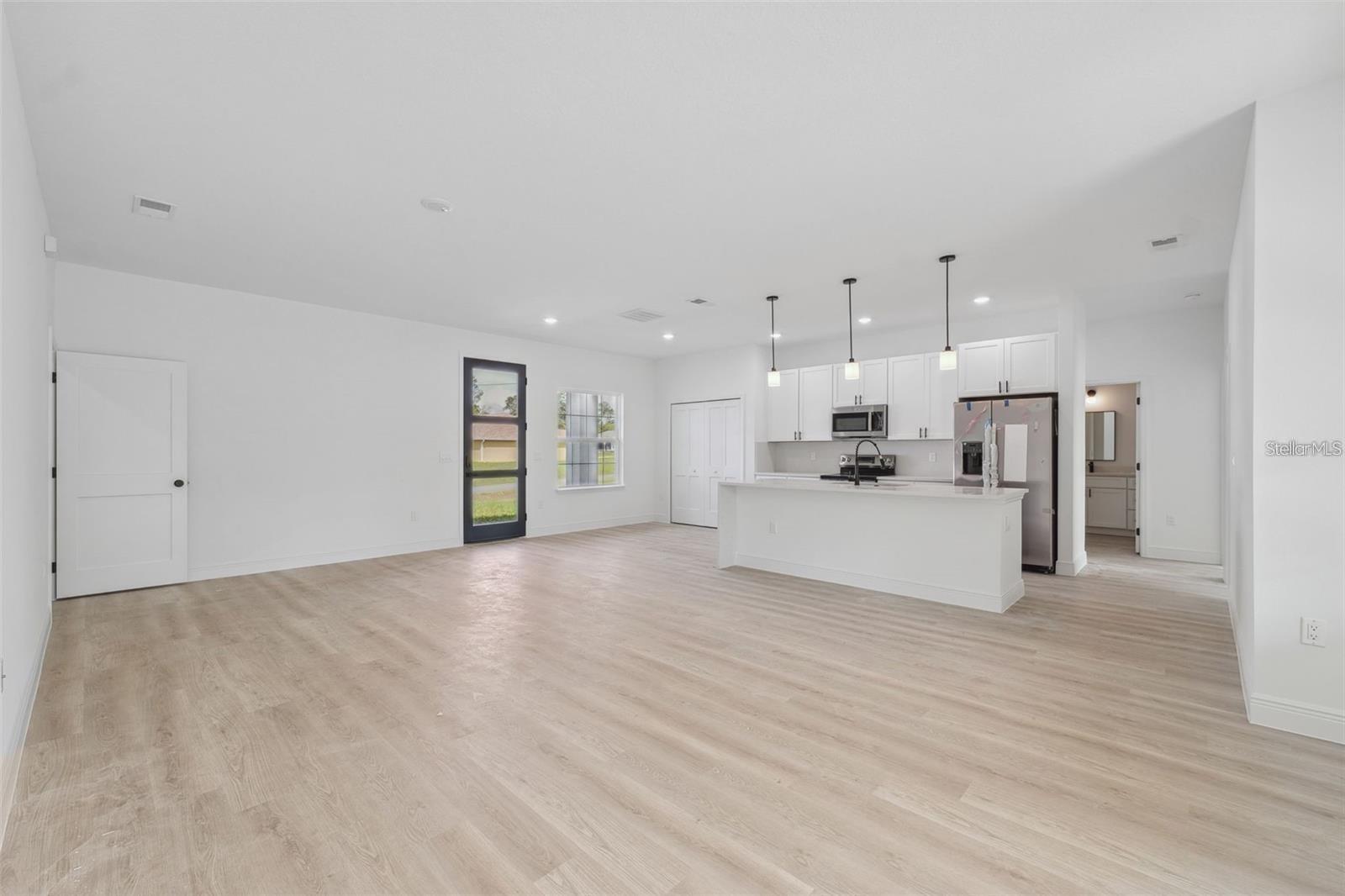 Image 21 of 35 For 6175 144th Street Road