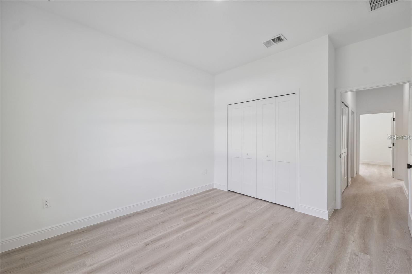 Image 26 of 35 For 6175 144th Street Road