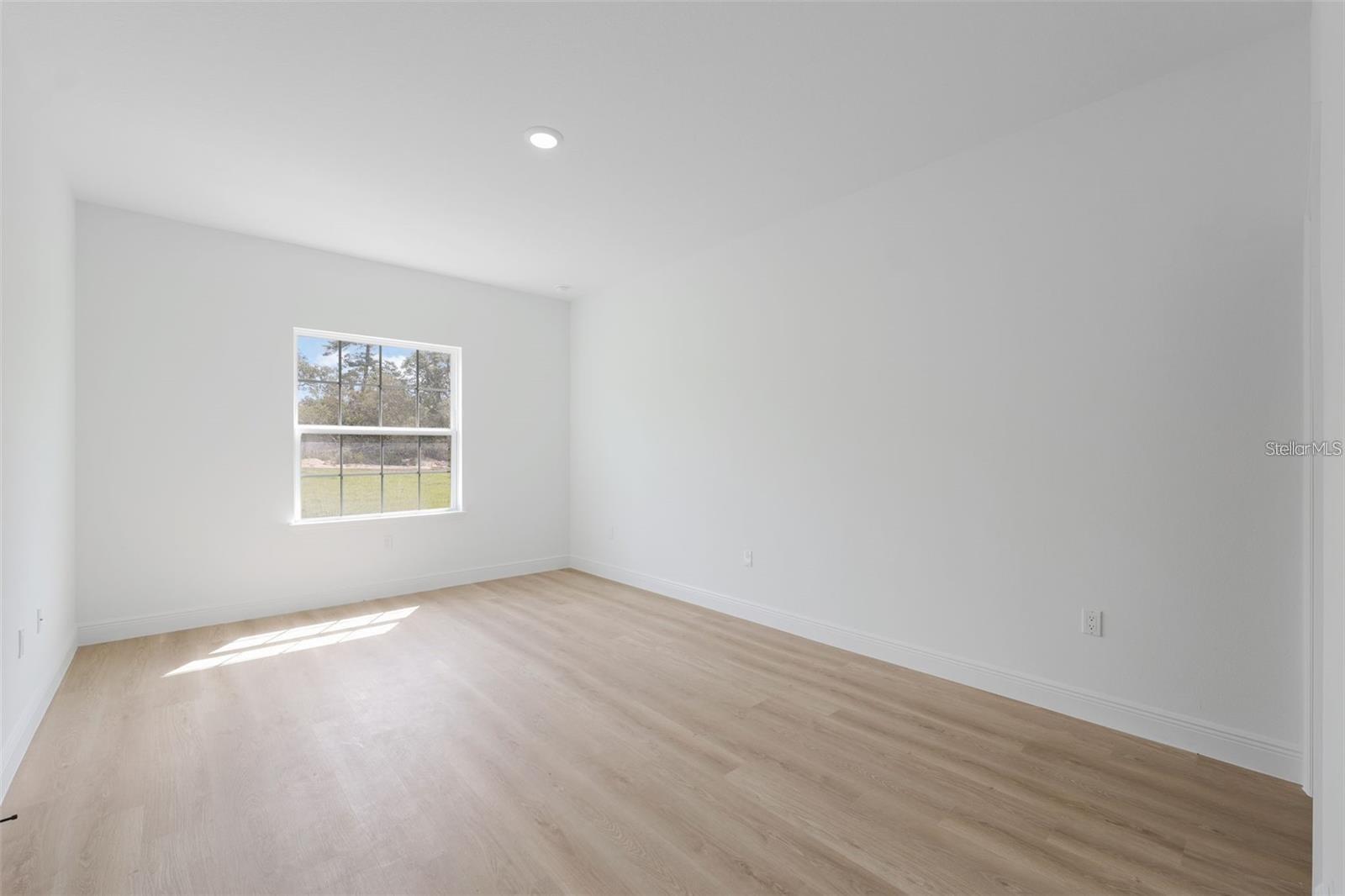 Image 29 of 35 For 6175 144th Street Road