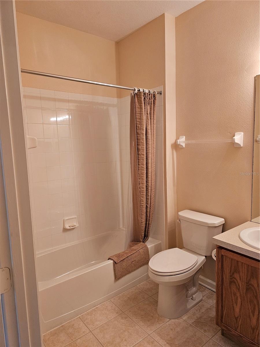 Image 14 of 36 For 6100 Stevenson Drive 104