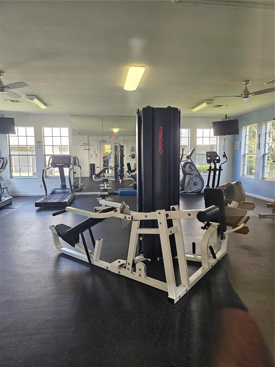 Image 35 of 36 For 6100 Stevenson Drive 104