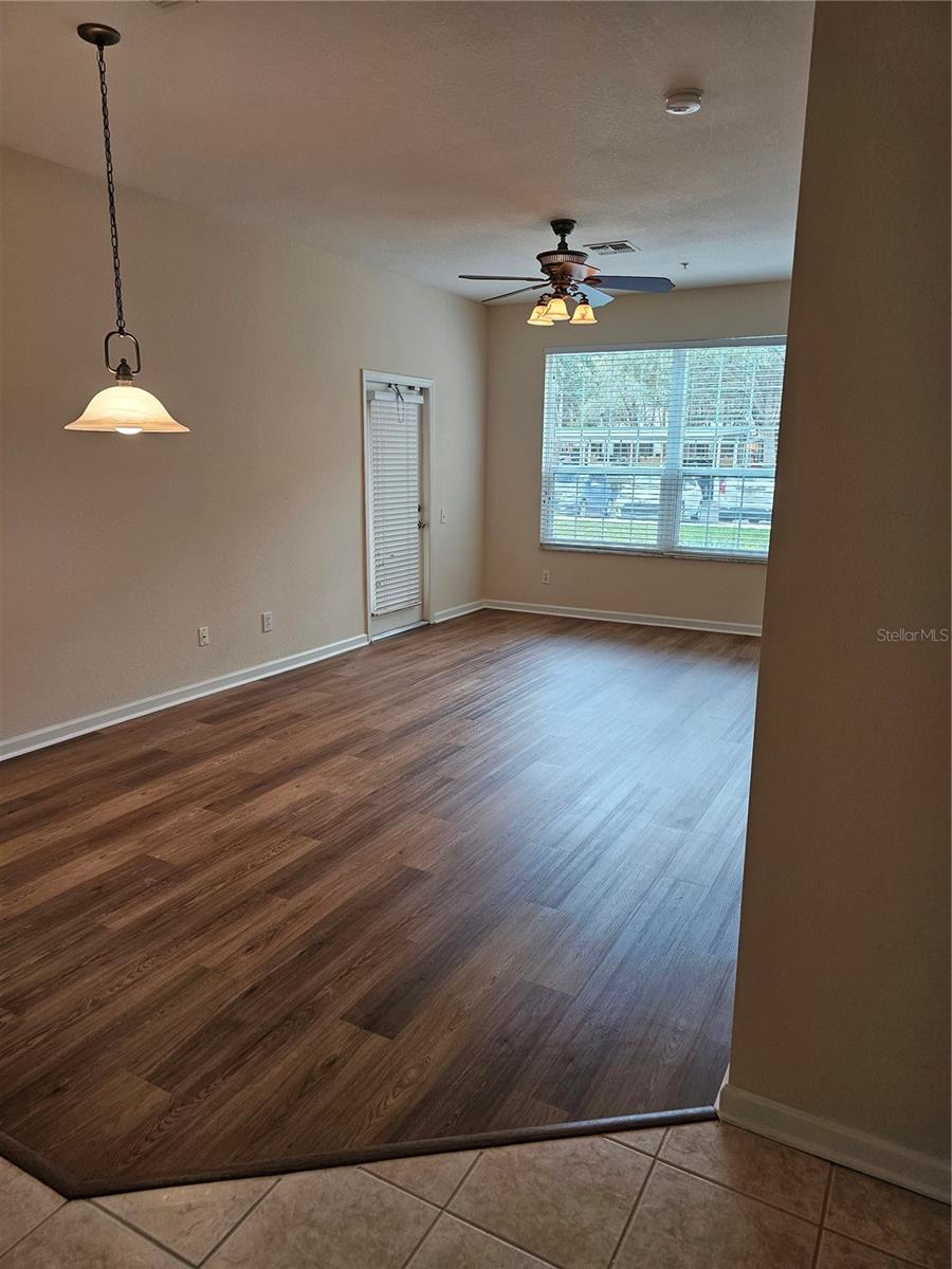 Image 9 of 36 For 6100 Stevenson Drive 104