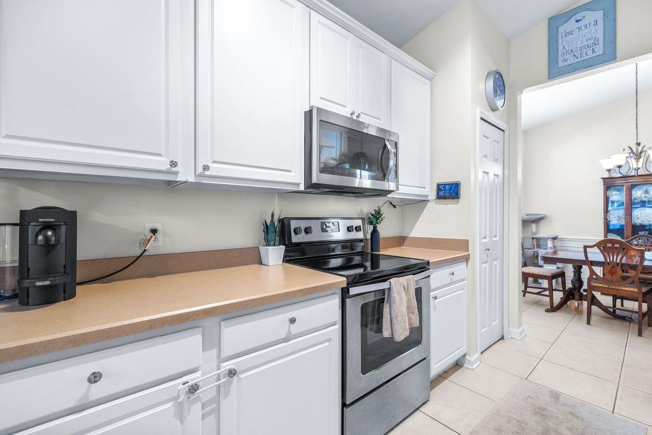 Image 13 of 49 For 8726 Greenbank Boulevard