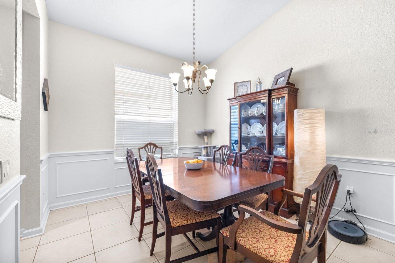 Image 14 of 49 For 8726 Greenbank Boulevard