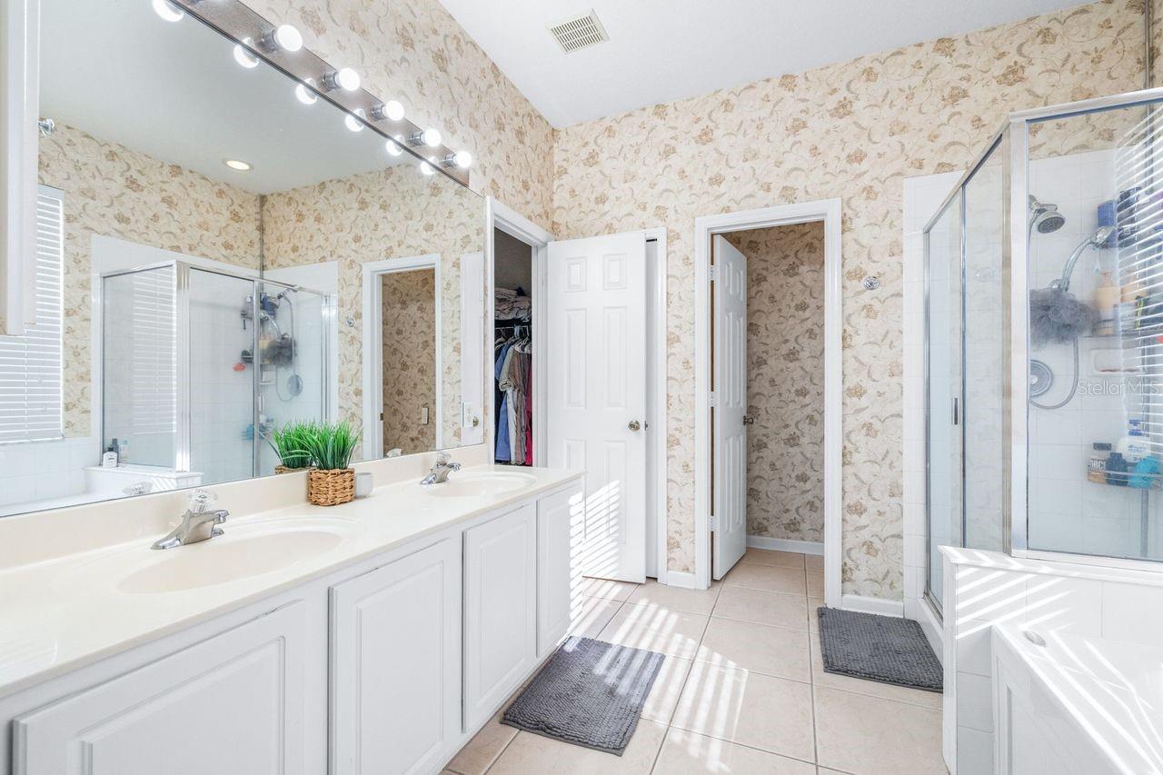 Image 22 of 49 For 8726 Greenbank Boulevard