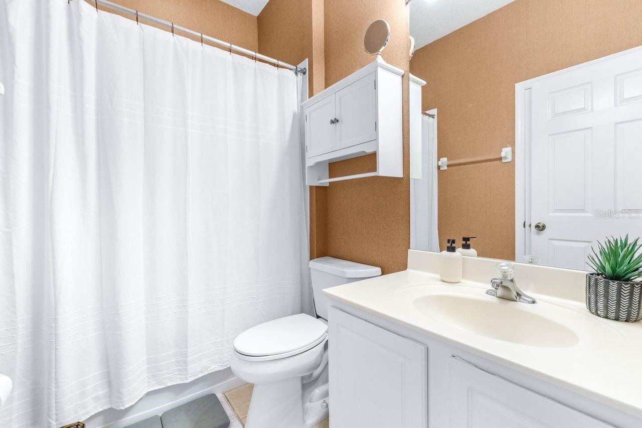 Image 28 of 49 For 8726 Greenbank Boulevard