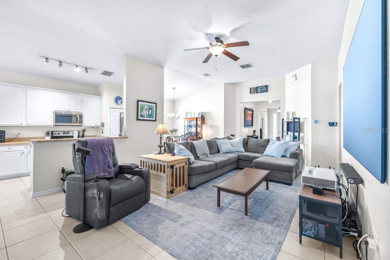 Image 9 of 49 For 8726 Greenbank Boulevard