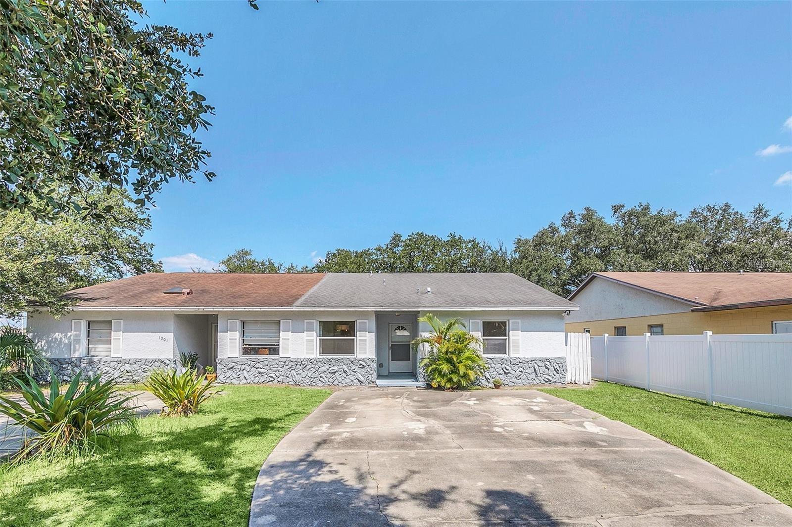 Details for 1203 Hendren Drive, ORLANDO, FL 32807