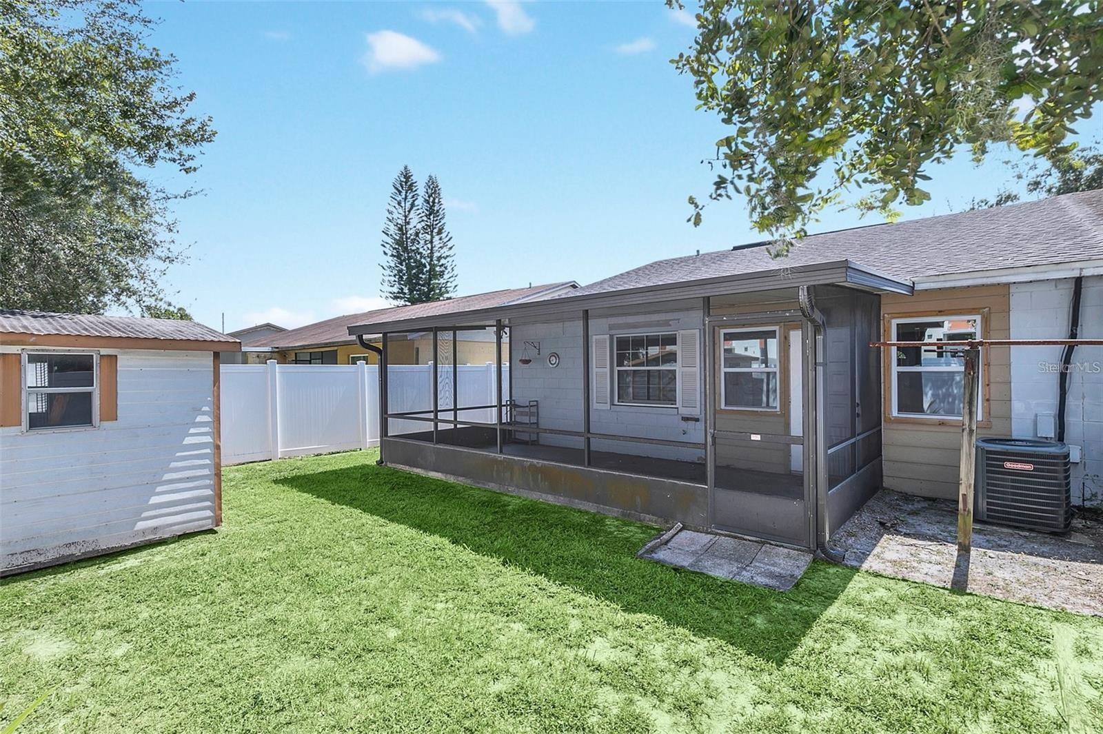 Image 28 of 31 For 1203 Hendren Drive