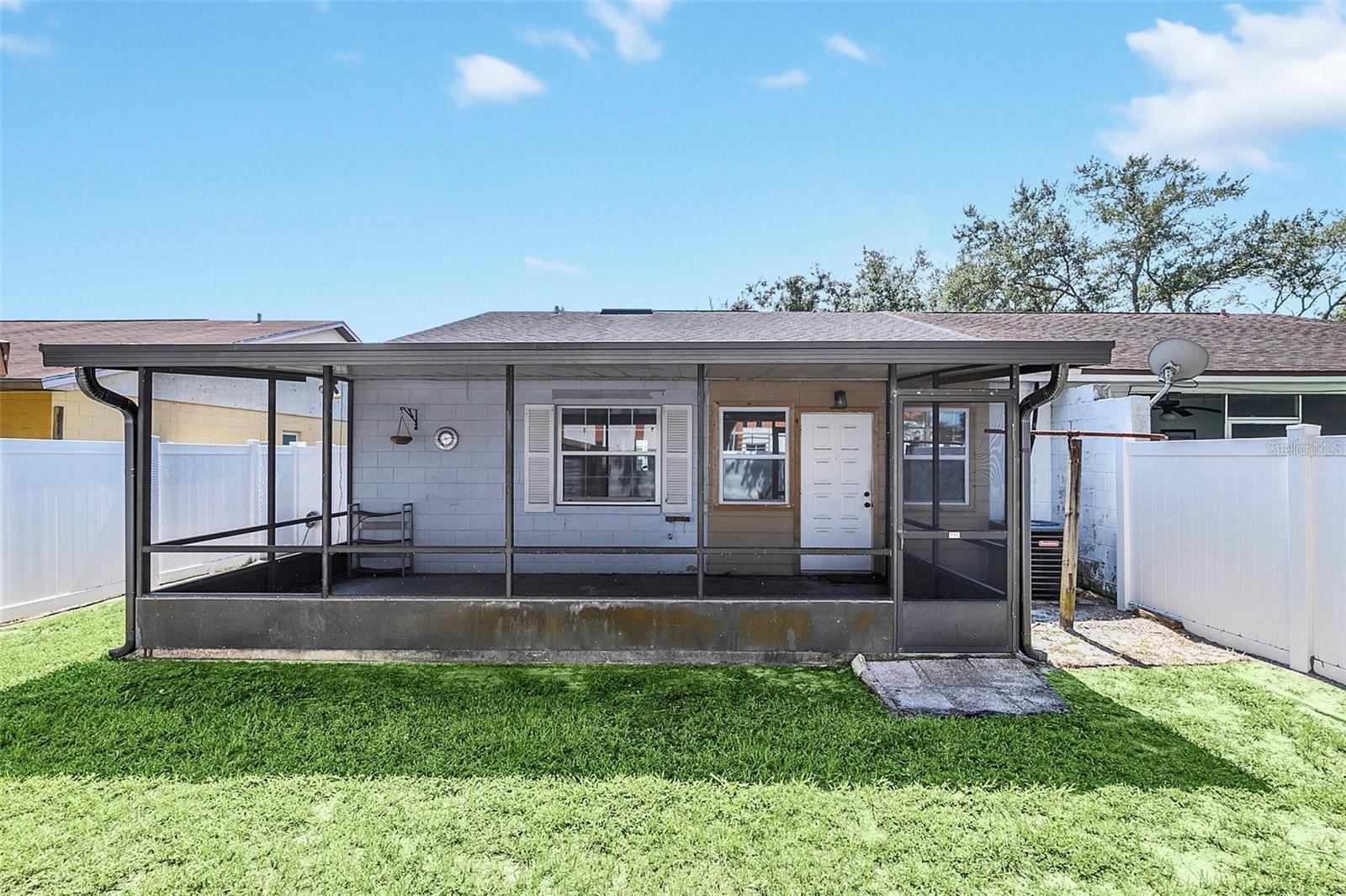 Image 29 of 31 For 1203 Hendren Drive