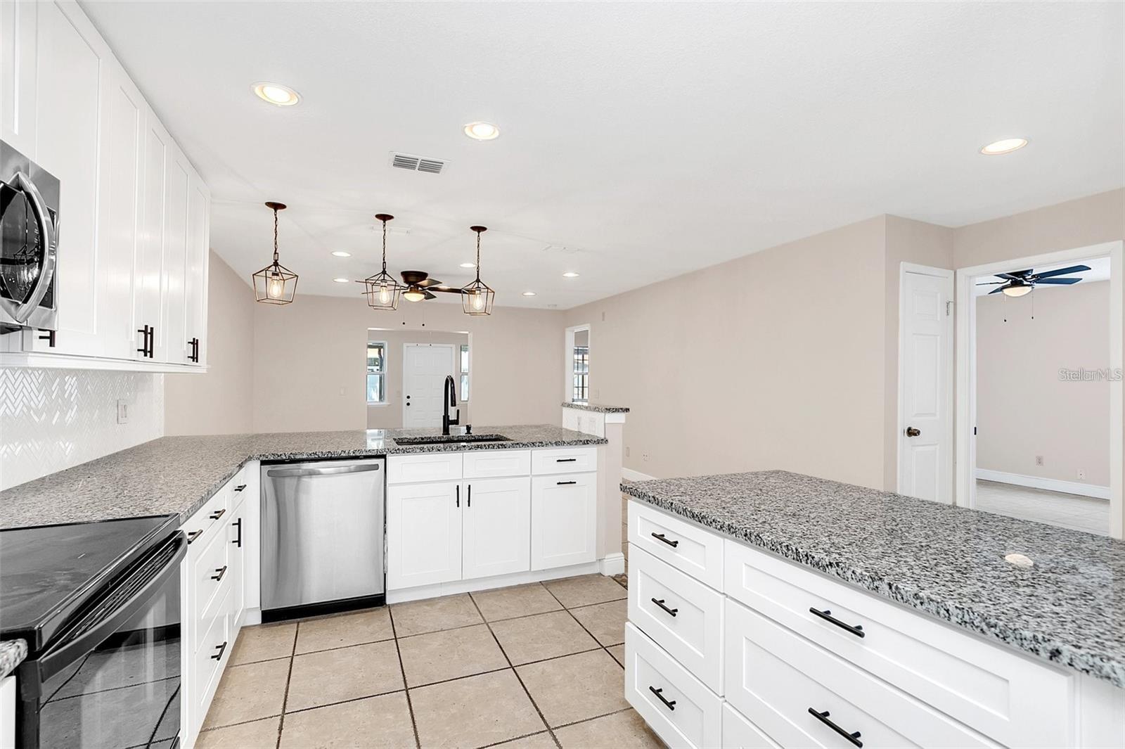 Image 9 of 31 For 1203 Hendren Drive