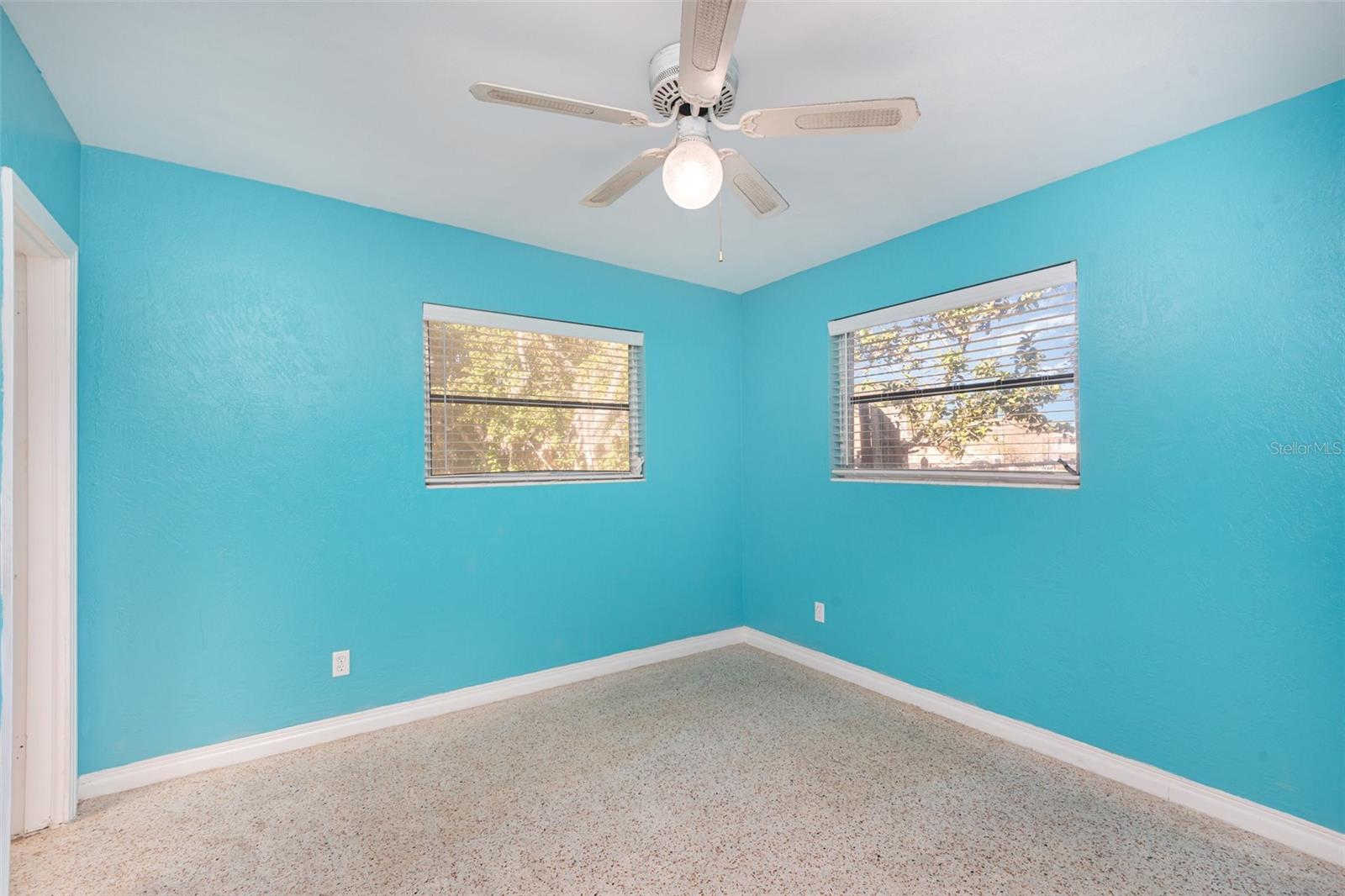 Image 20 of 37 For 664 8th Street