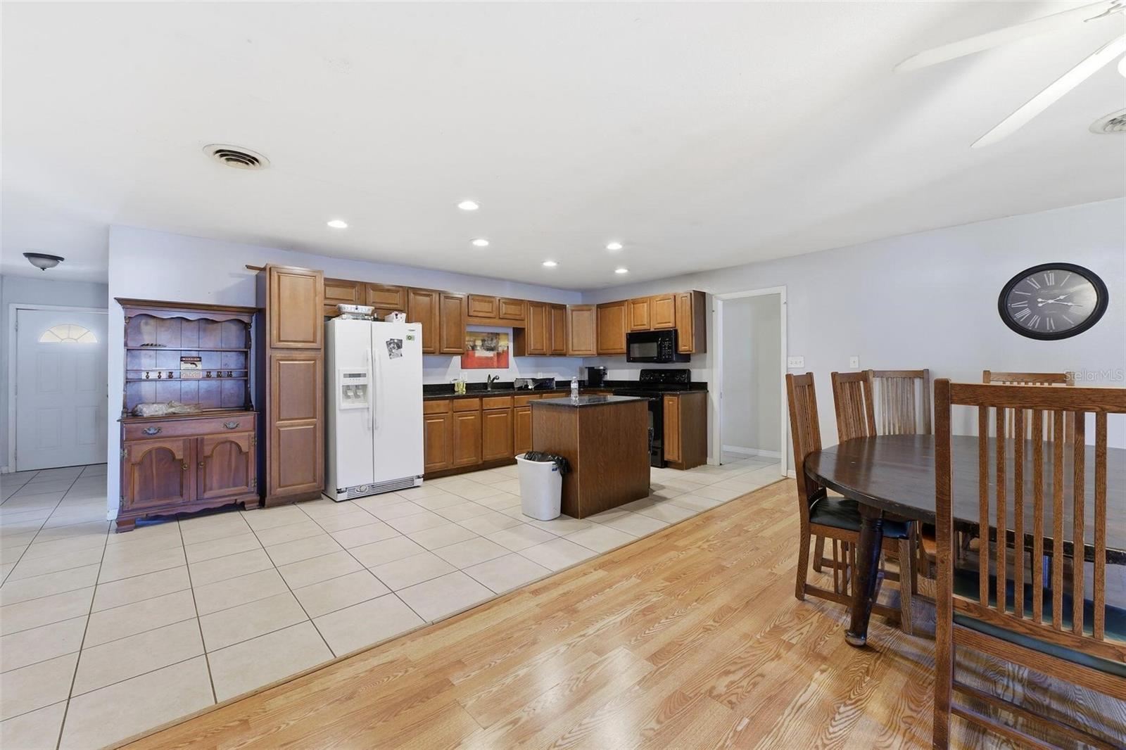 Image 4 of 21 For 3170 Galiot Road