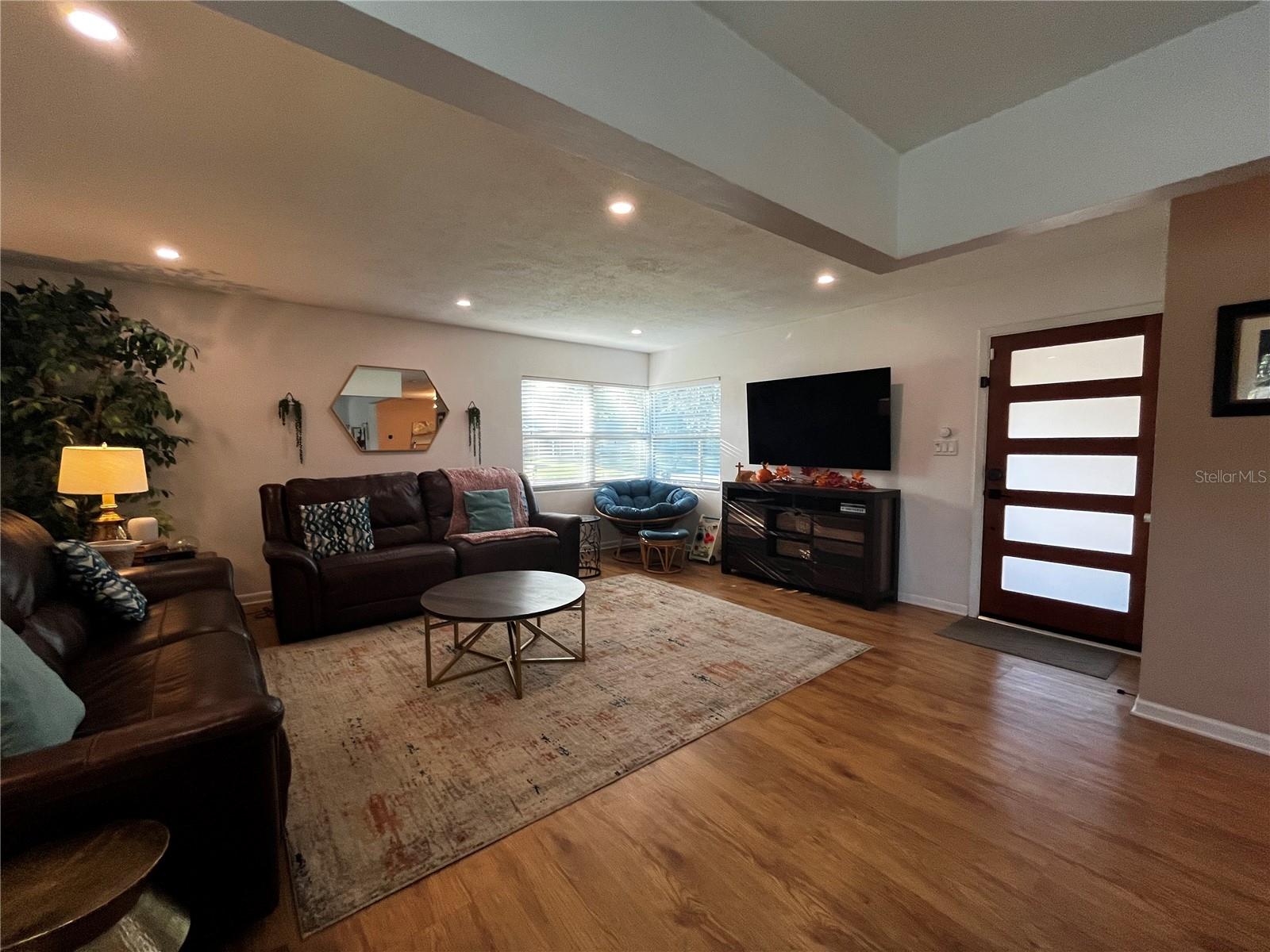 Image 6 of 32 For 714 Denton Road