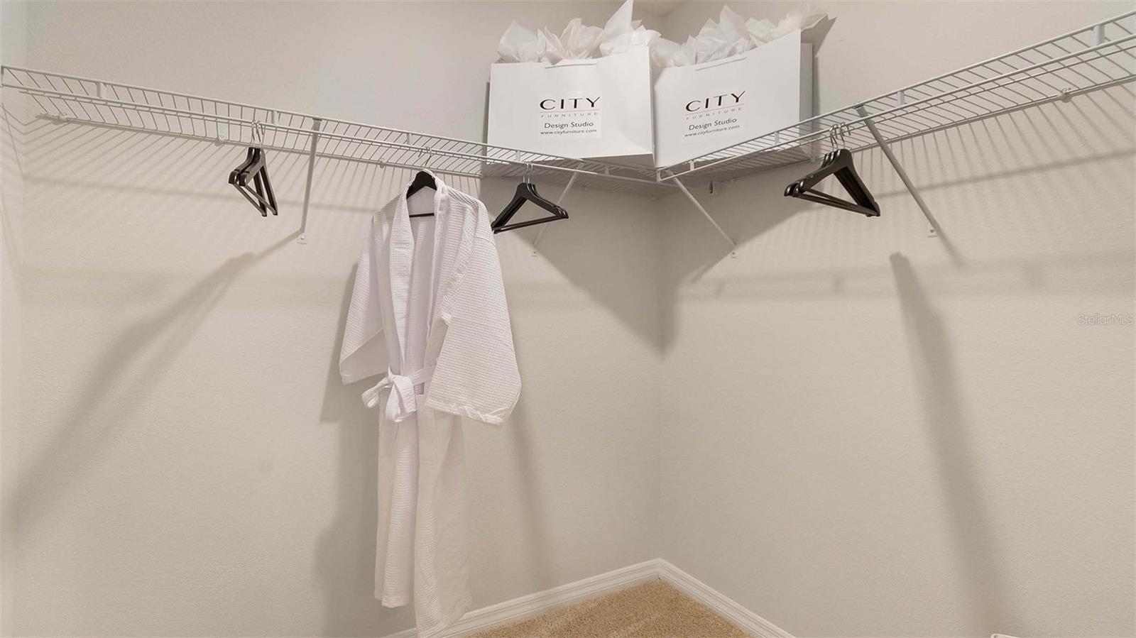 Image 27 of 45 For 732 Preston Cove Drive