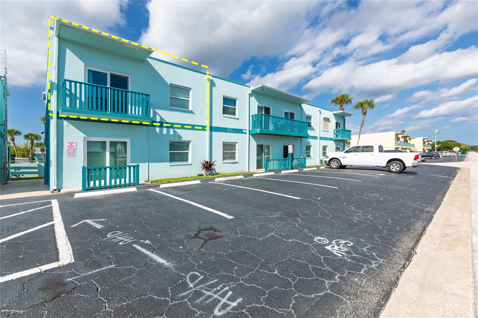 Image 21 of 28 For 351 Taylor Avenue 16