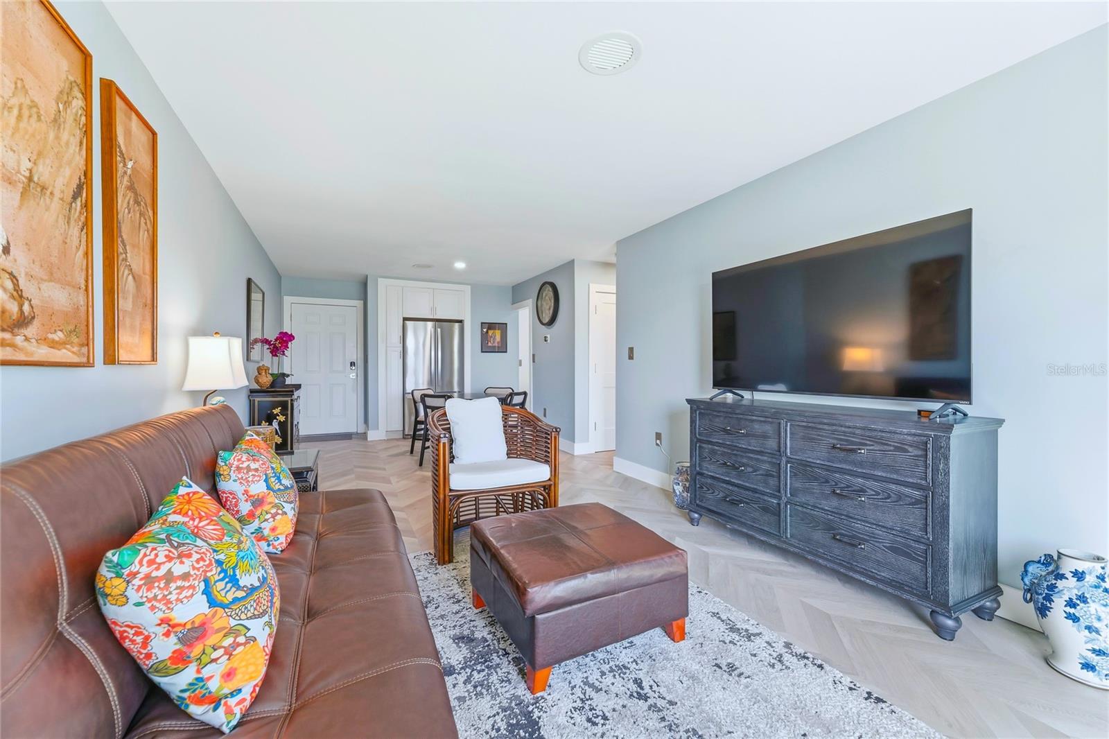 Image 7 of 28 For 351 Taylor Avenue 16