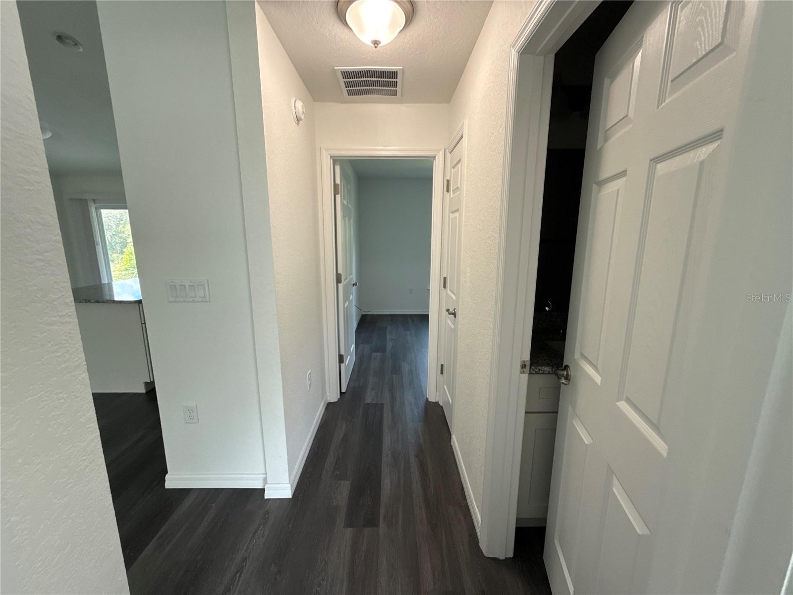 Image 7 of 14 For 26 Malauka Circle