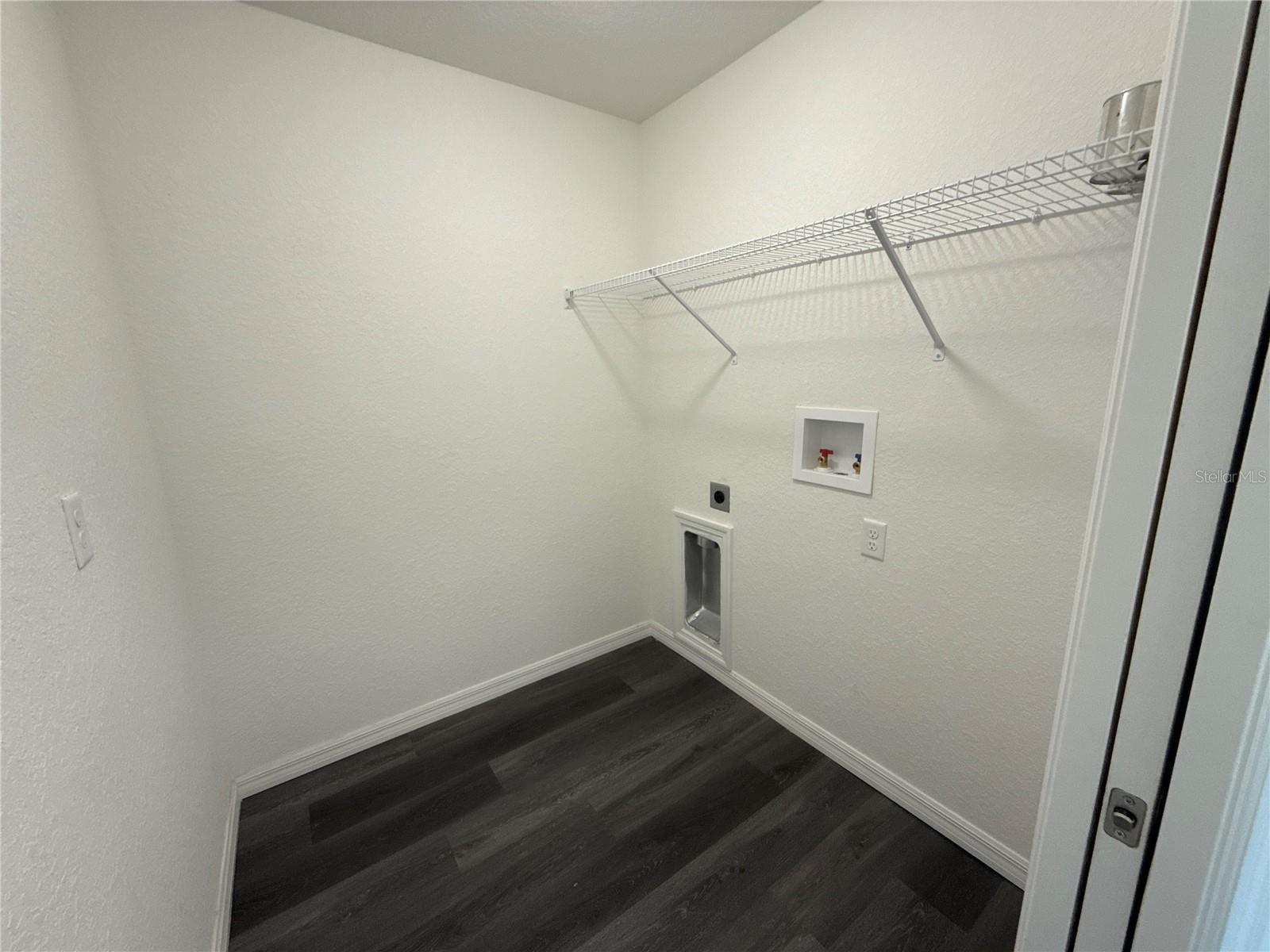 Image 9 of 14 For 26 Malauka Circle