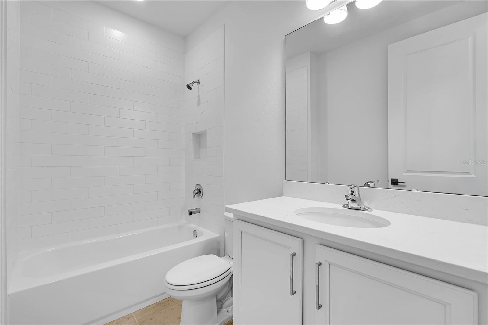 Image 13 of 42 For 17330 Lake Star Road