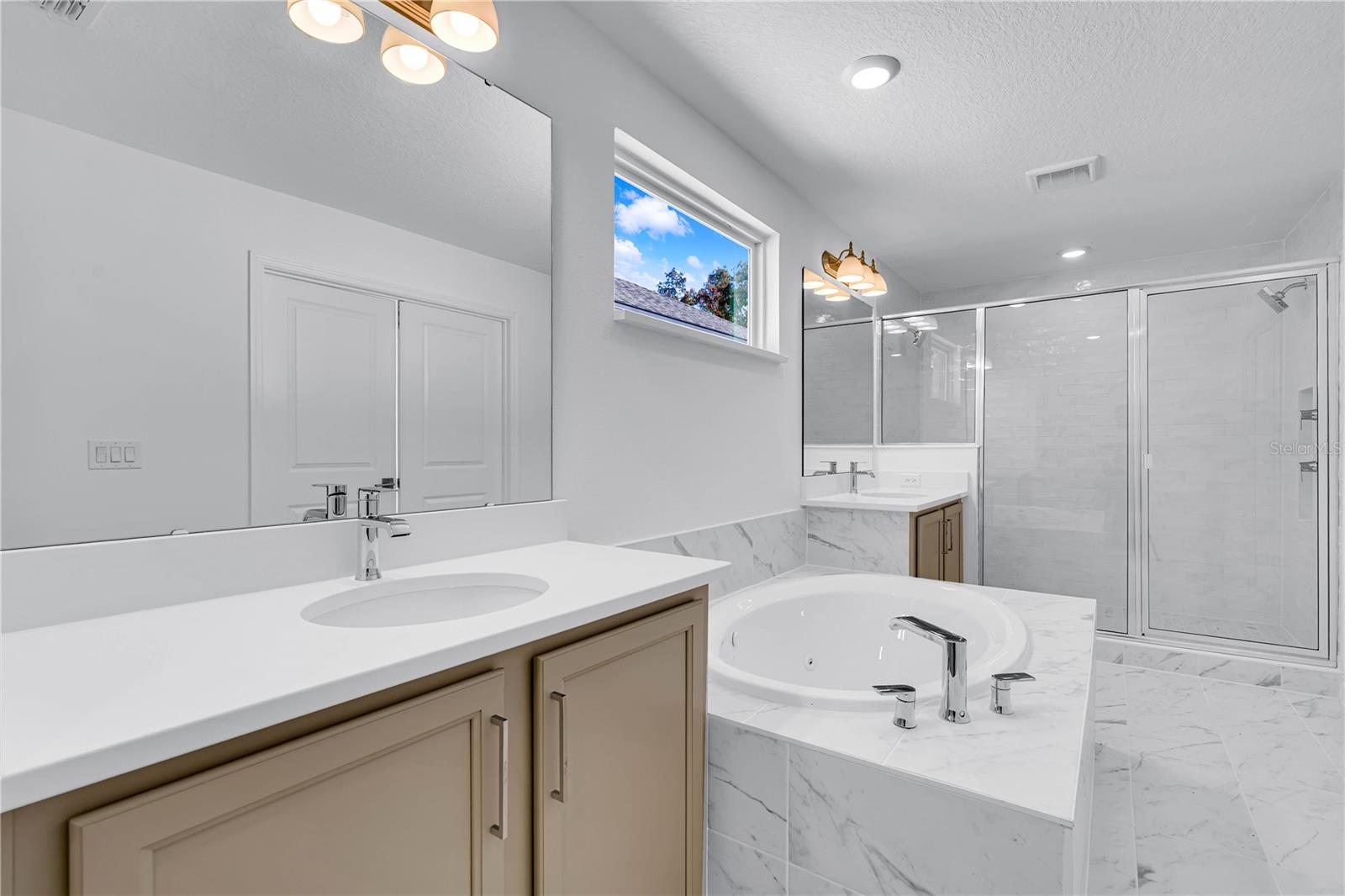 Image 19 of 42 For 17330 Lake Star Road