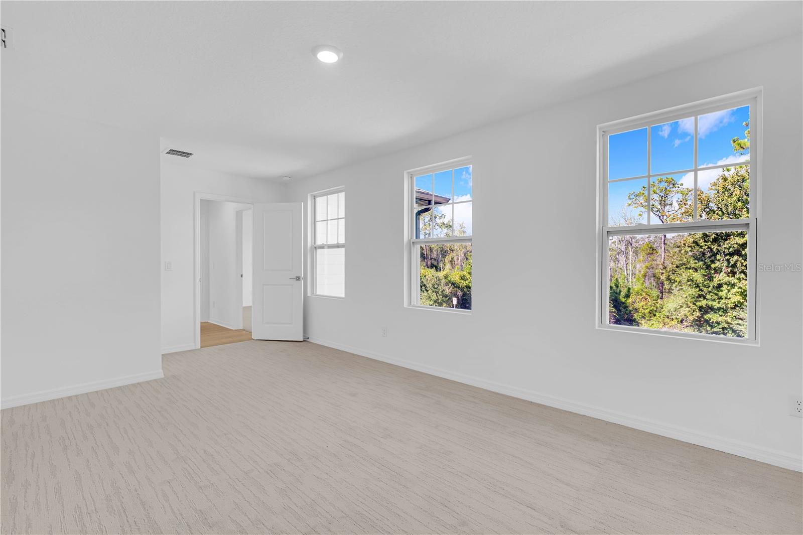 Image 23 of 42 For 17330 Lake Star Road