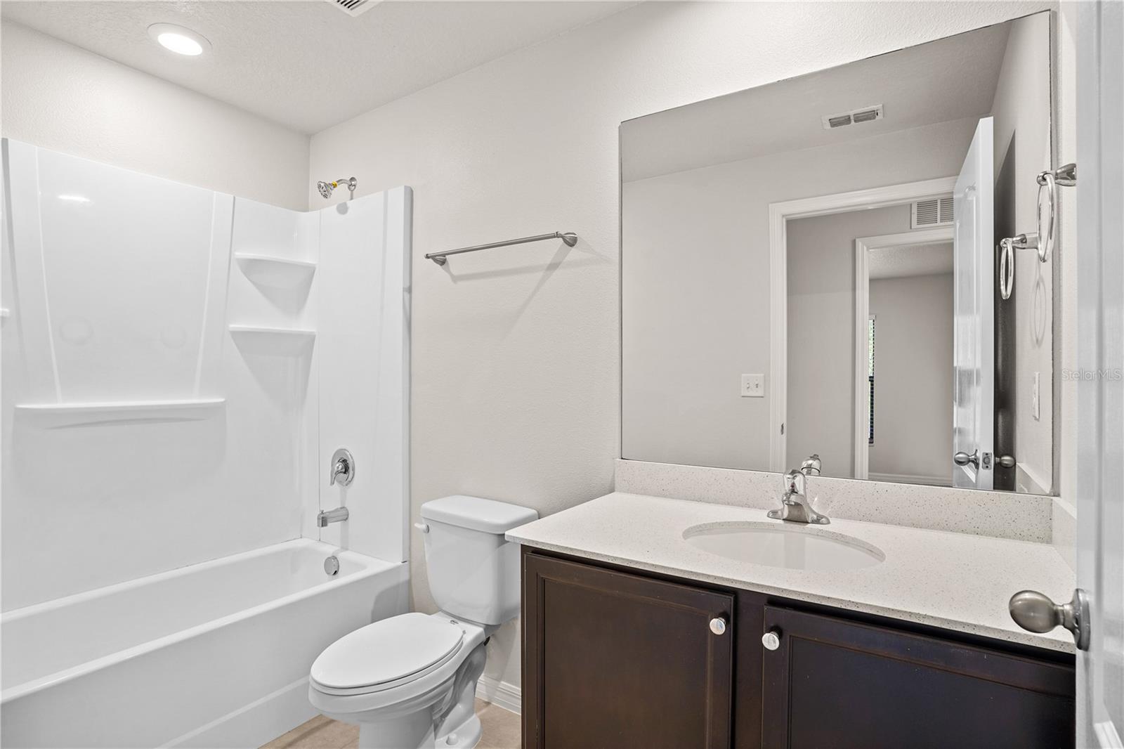 Image 33 of 50 For 1621 Orne Street