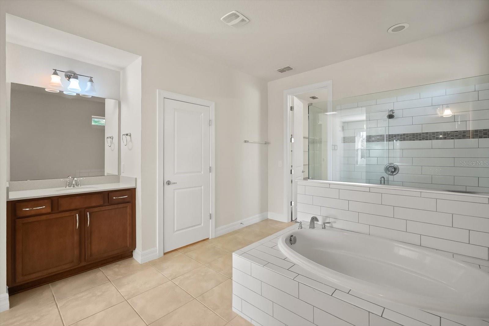 Image 15 of 33 For 11167 Lemon Lake Blvd