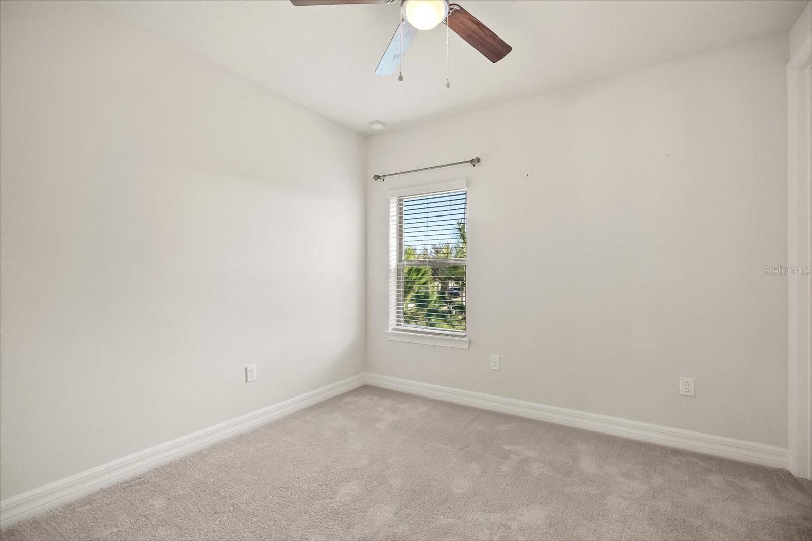 Image 25 of 33 For 11167 Lemon Lake Blvd