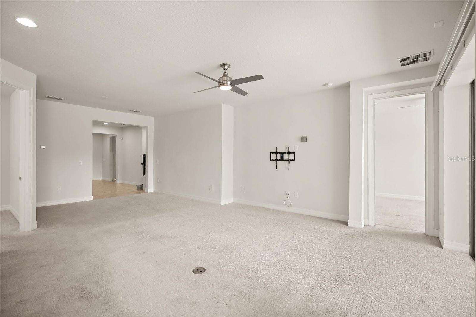 Image 6 of 33 For 11167 Lemon Lake Blvd