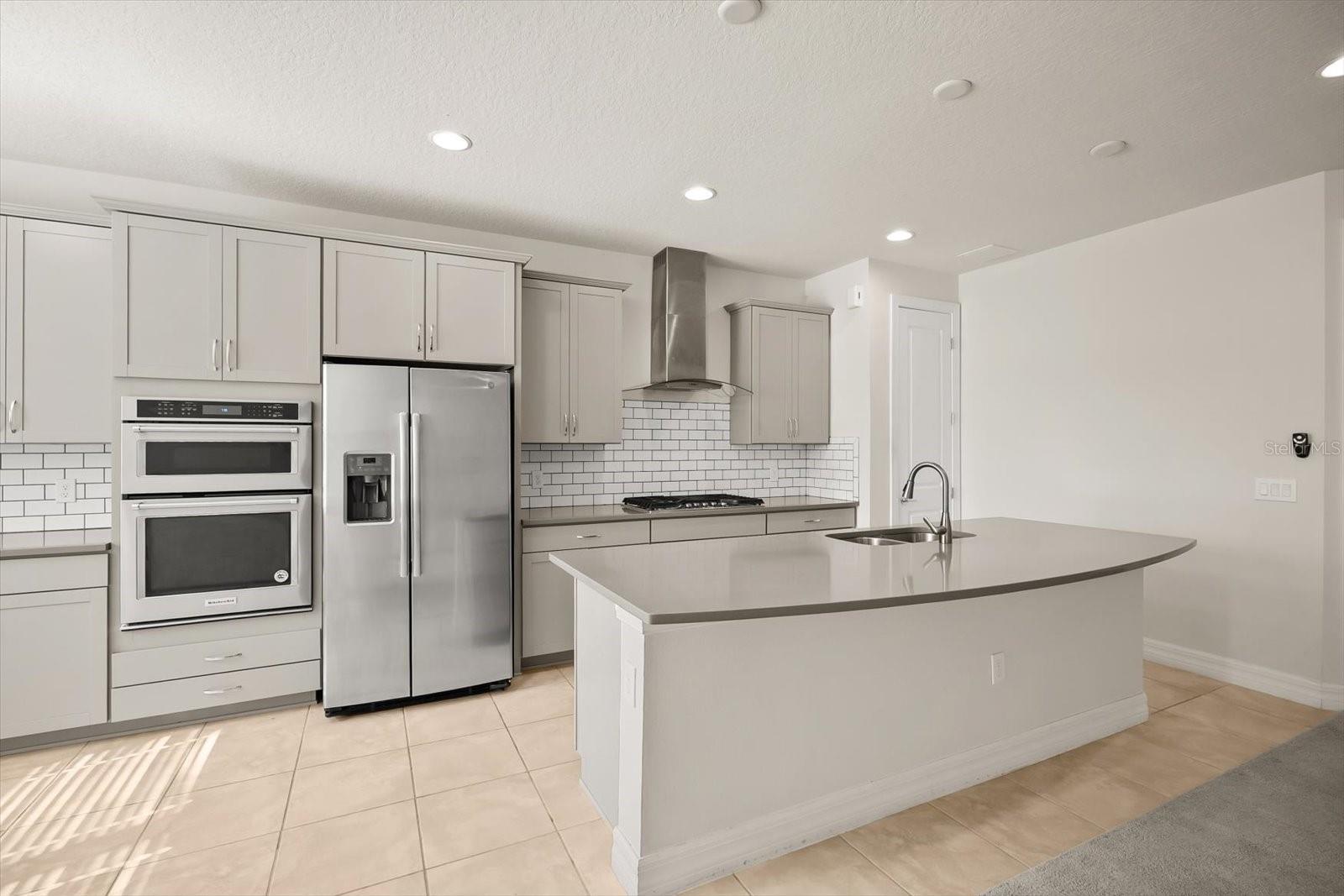 Image 9 of 33 For 11167 Lemon Lake Blvd