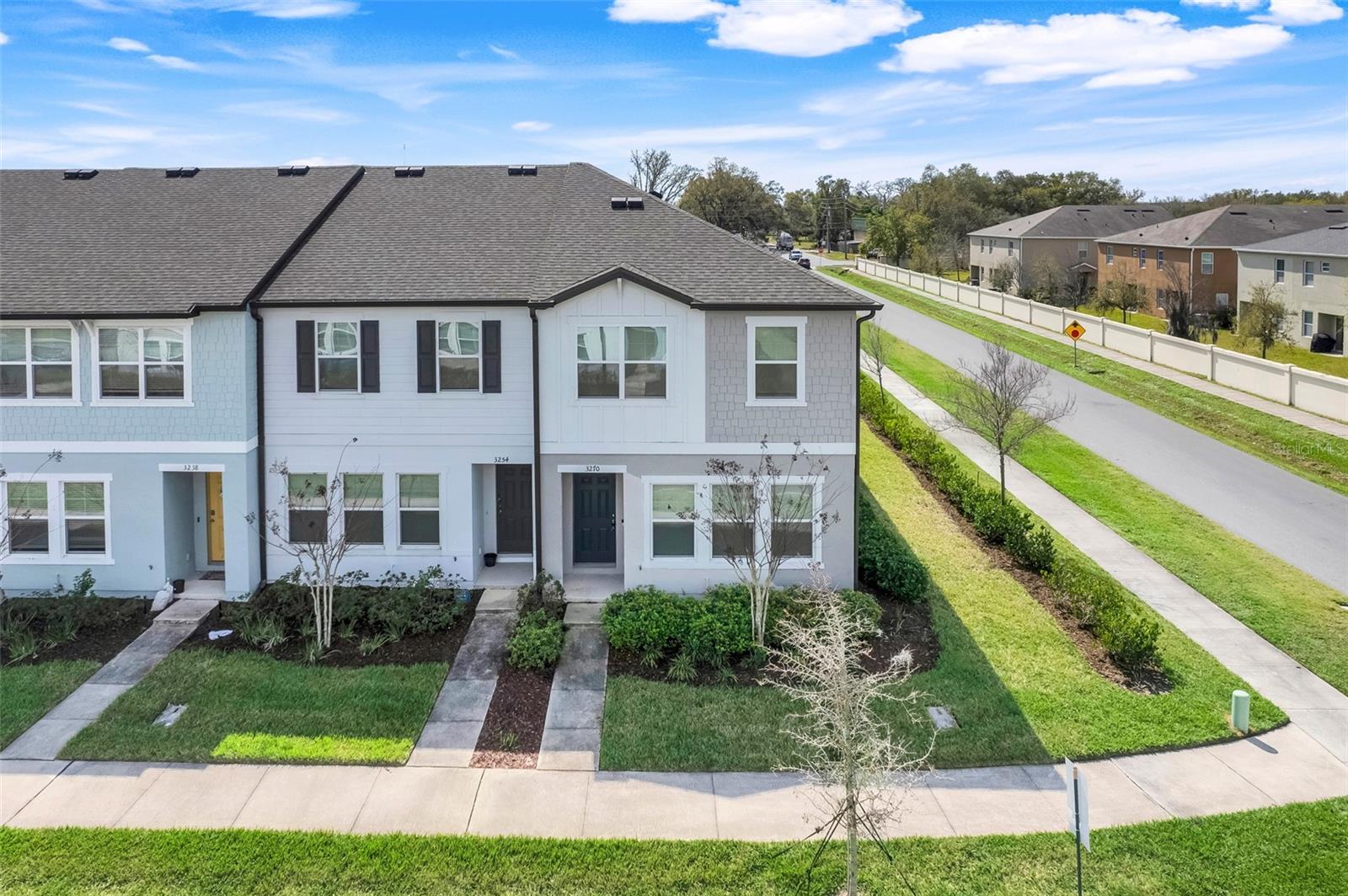 Image 4 of 34 For 3270 Water Sprite Street