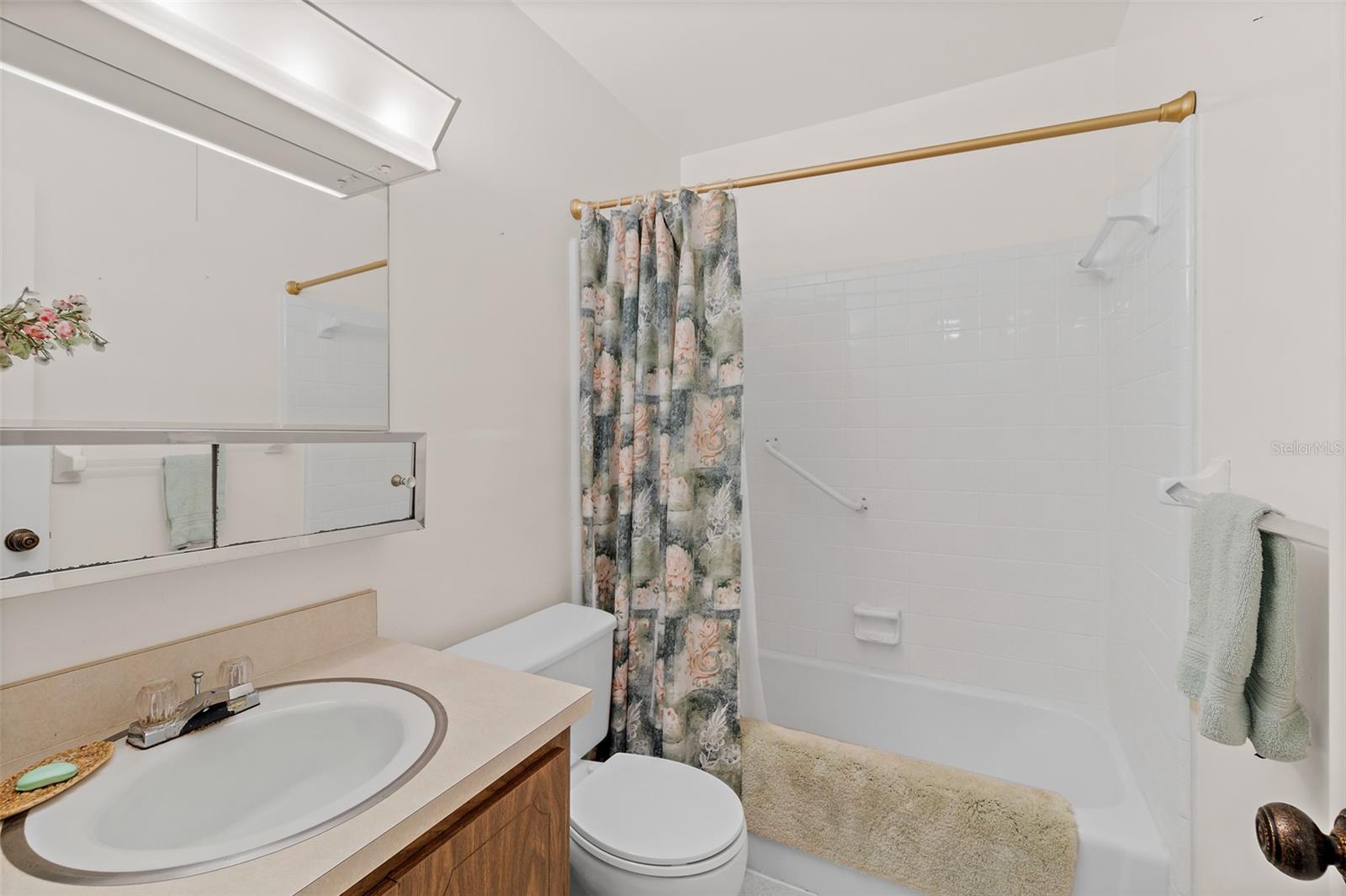 Image 35 of 36 For 200 Cape Shores Circle 6g