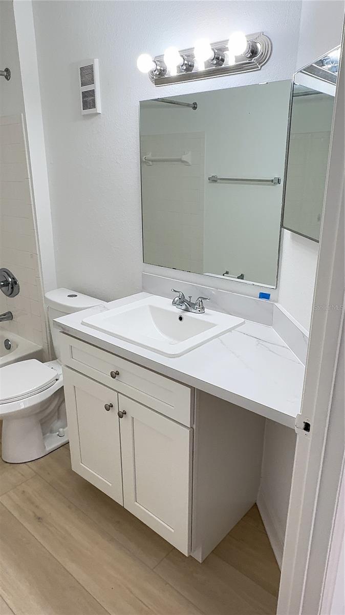 Image 18 of 45 For 7350 Westpointe Boulevard 213