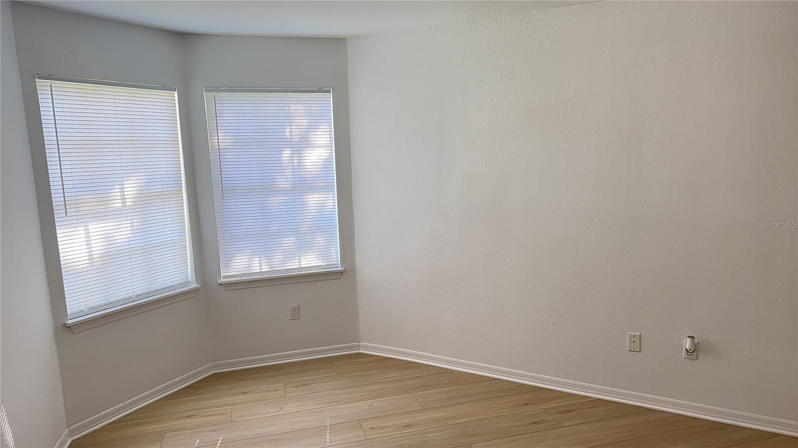 Image 30 of 45 For 7350 Westpointe Boulevard 213