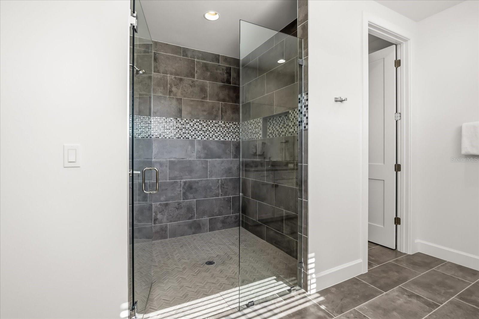 Image 32 of 79 For 7617 Excitement Drive