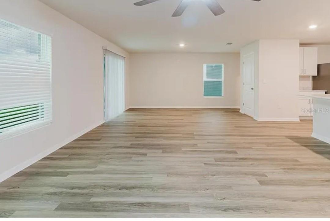 Image 13 of 30 For 5846 Silver Moonlight Drive