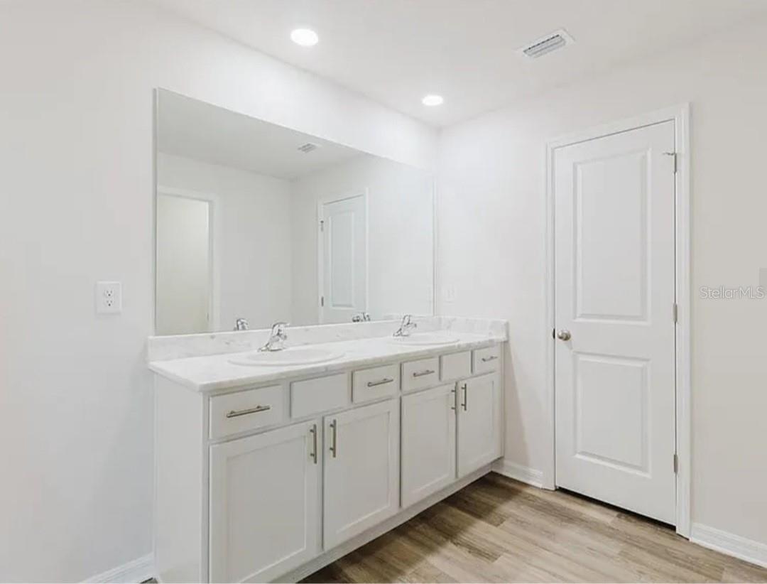 Image 20 of 30 For 5846 Silver Moonlight Drive