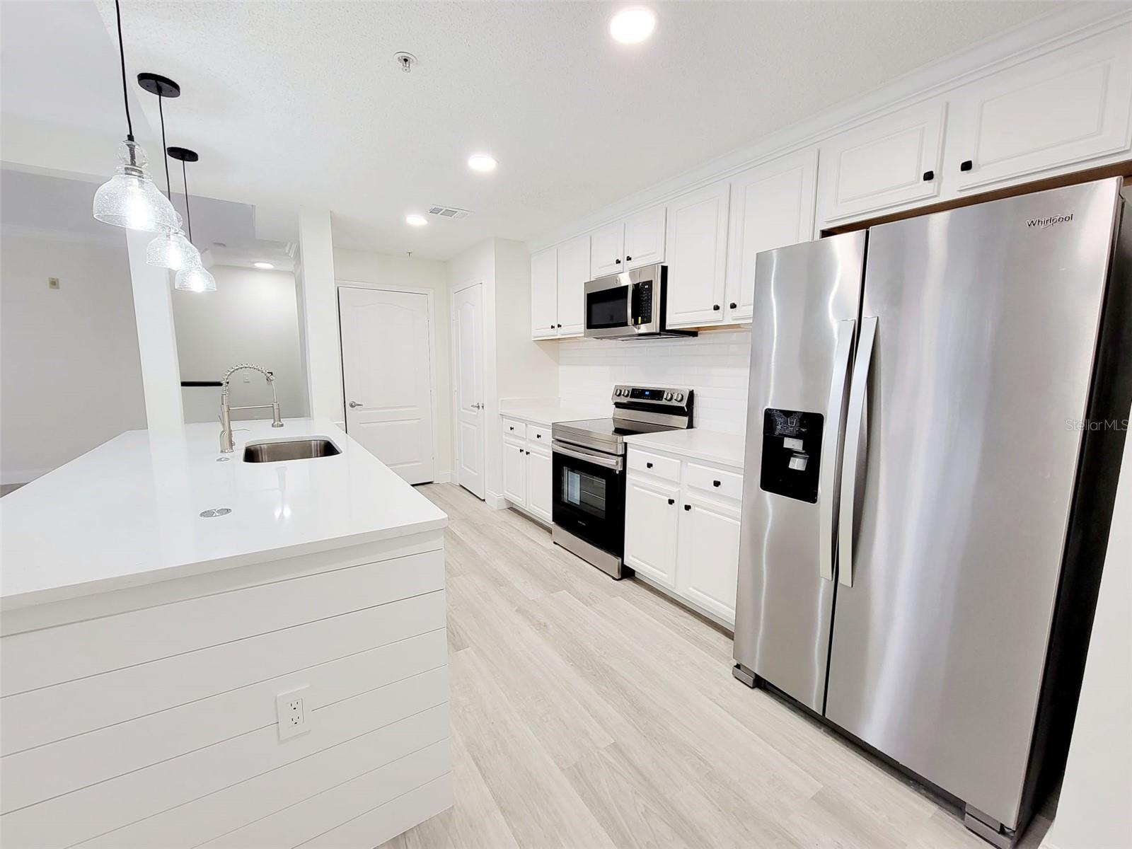 Image 10 of 40 For 12024 Villanova Drive 107