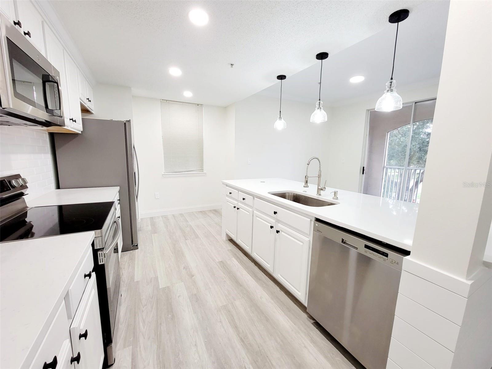 Image 12 of 40 For 12024 Villanova Drive 107