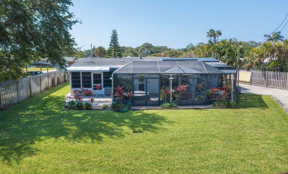 Image 10 of 23 For 324 Harbor Drive