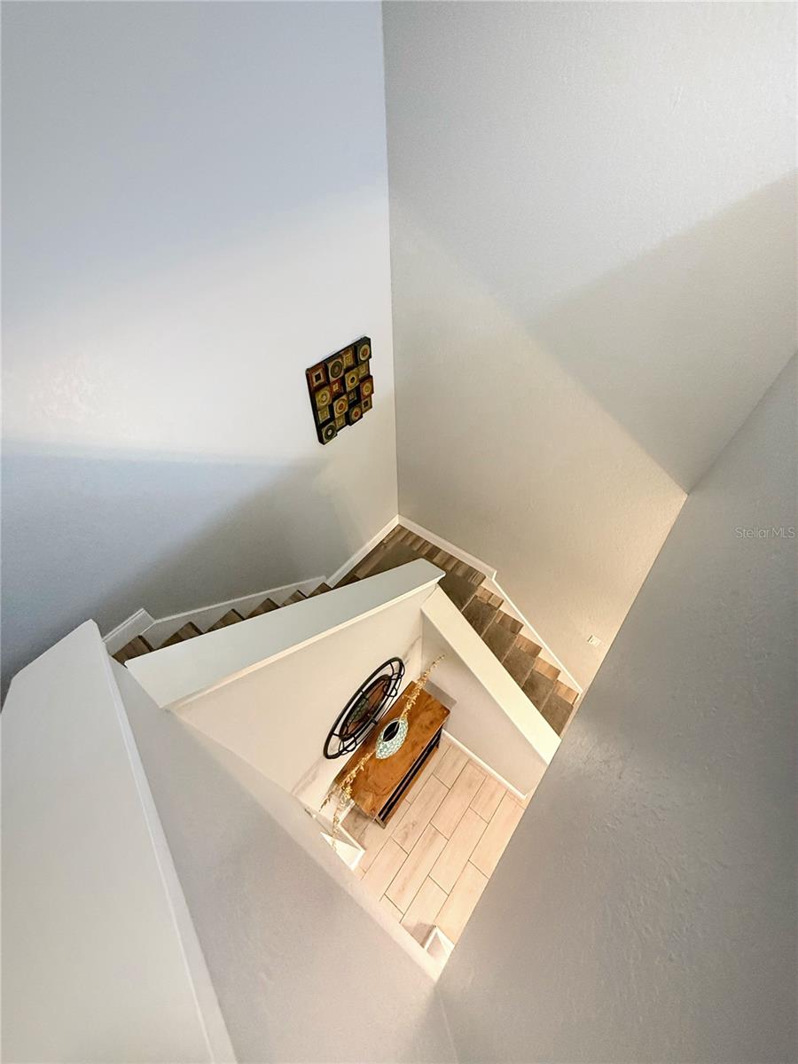 Image 14 of 36 For 487 La Mirage Street