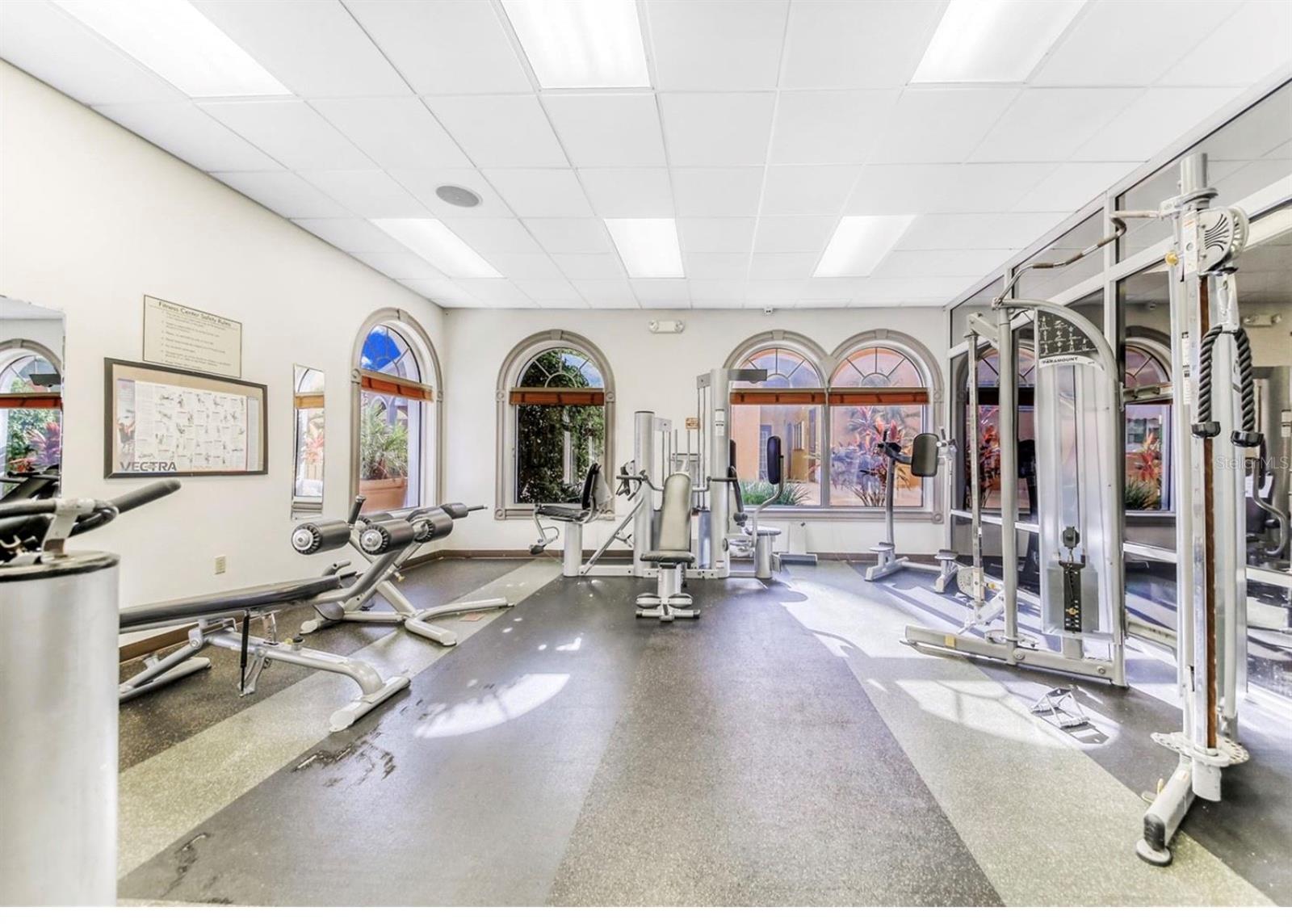 Image 30 of 36 For 487 La Mirage Street