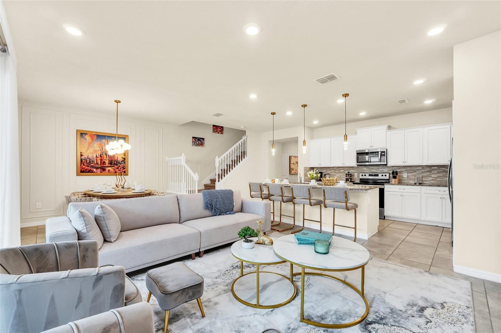 Image 18 of 49 For 830 Paradise Drive