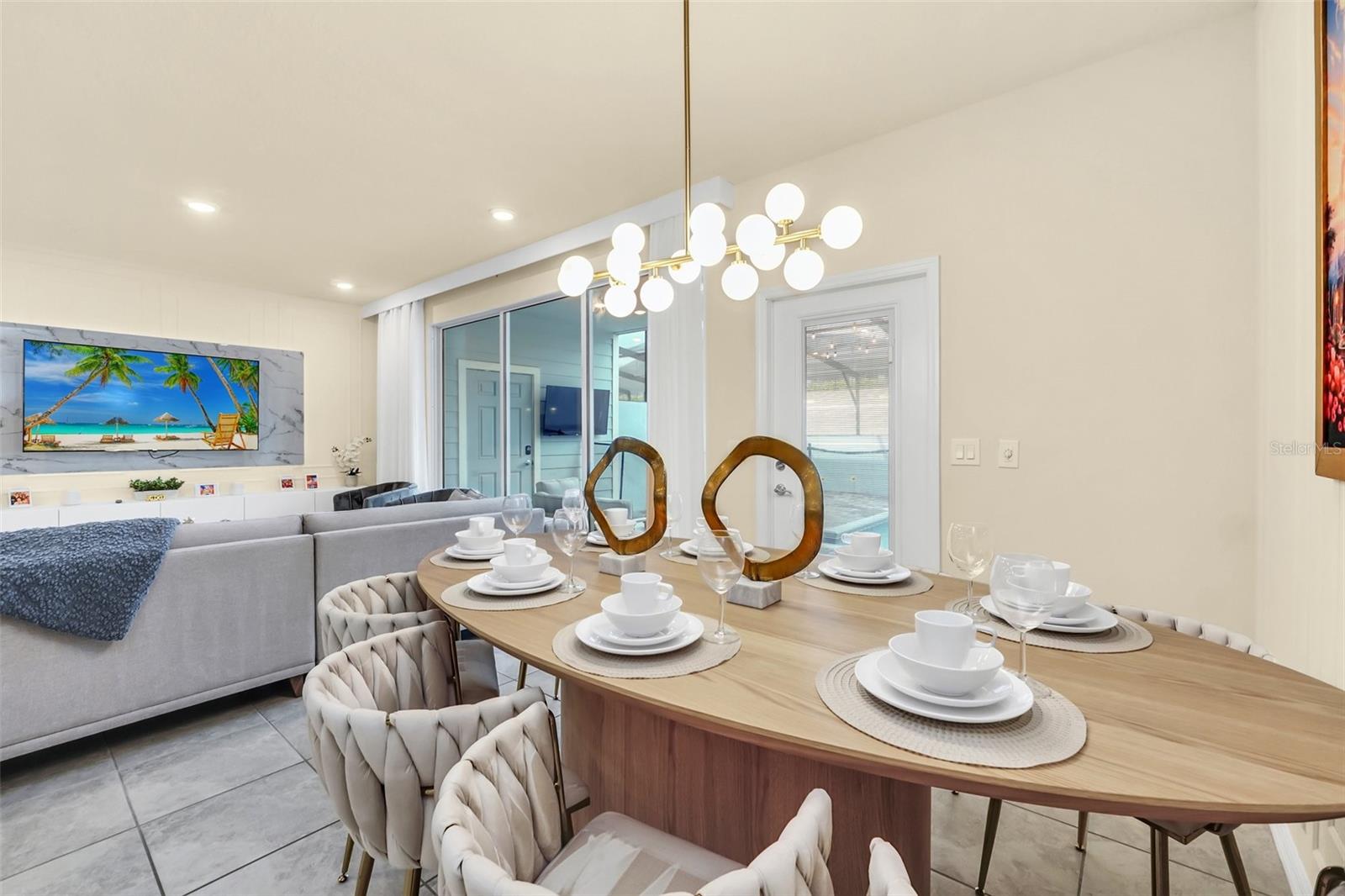 Image 21 of 49 For 830 Paradise Drive