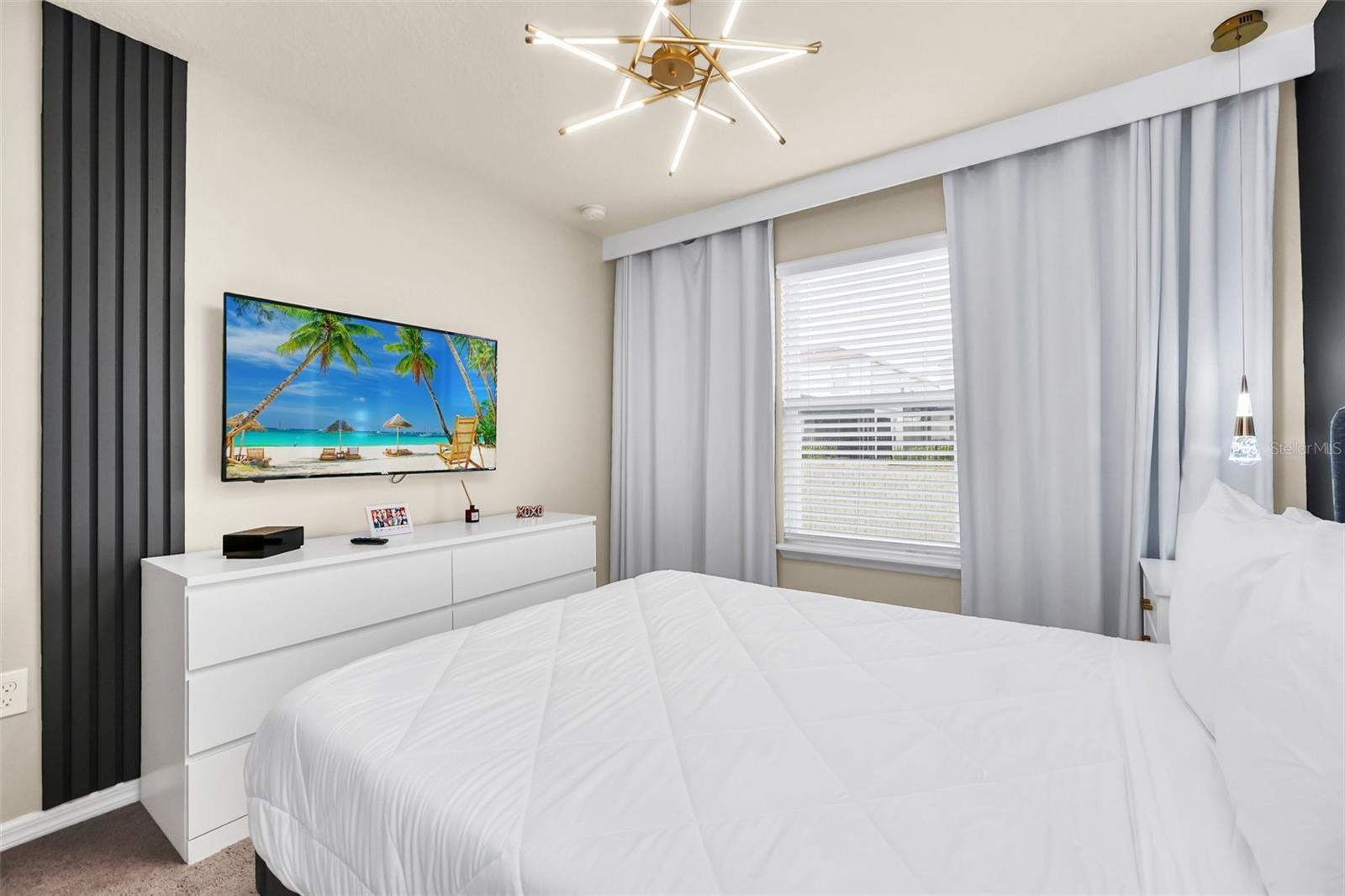 Image 41 of 49 For 830 Paradise Drive