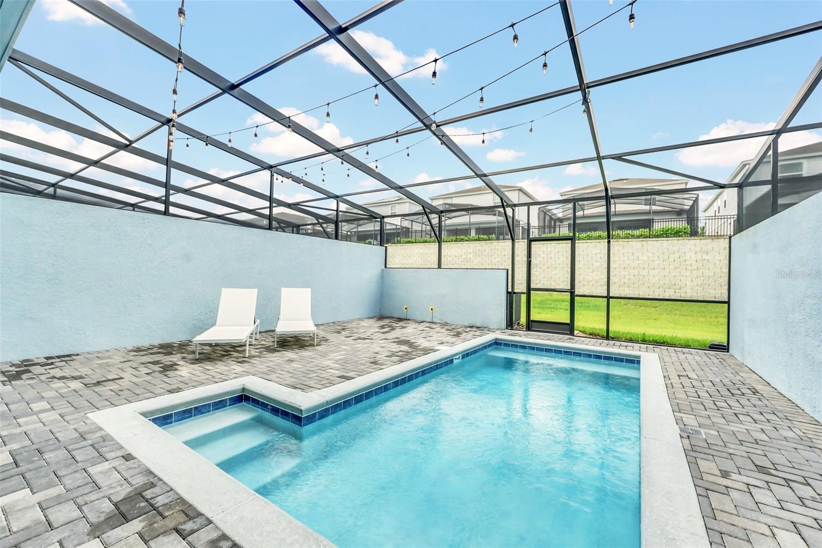 Image 46 of 49 For 830 Paradise Drive